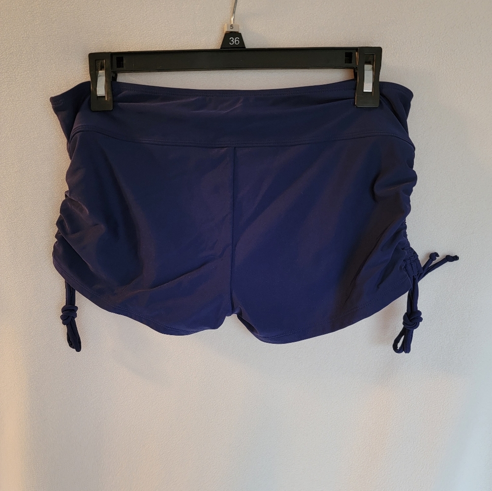 Navy swim shorts, size L, NWOT